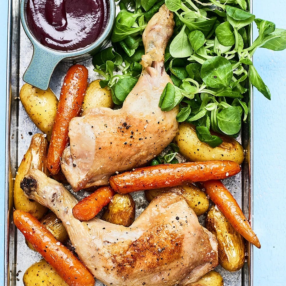 Allt i en form - kycklingklubba med rostad potatis