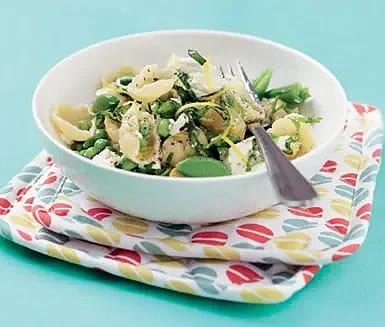 Ärtpasta med ört- och citronmarinerad feta