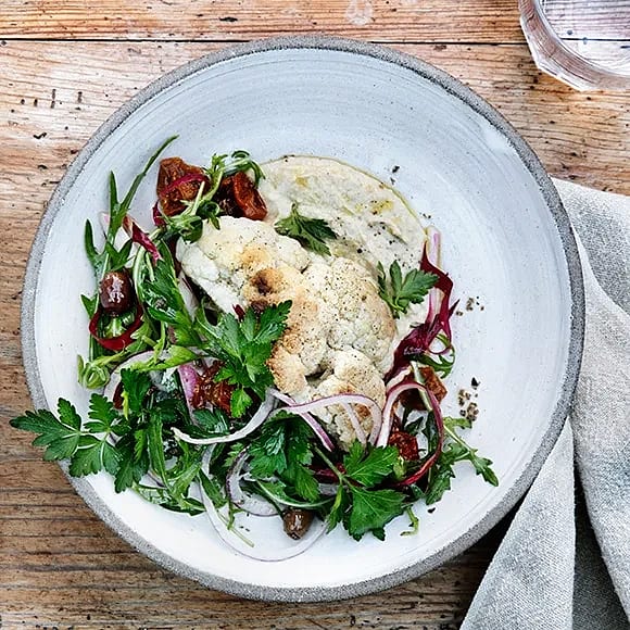 Bakad blomkål med hummus