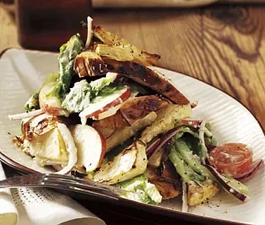 BBQ-kyckling med äppel- och sellerisallad