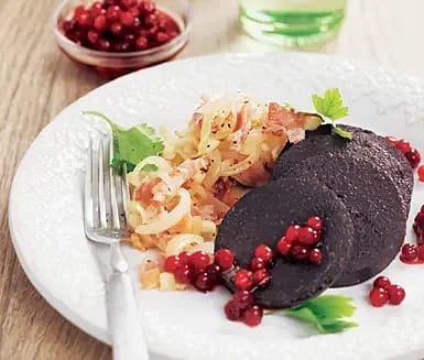 Blodpudding med äppel- och lökfräs