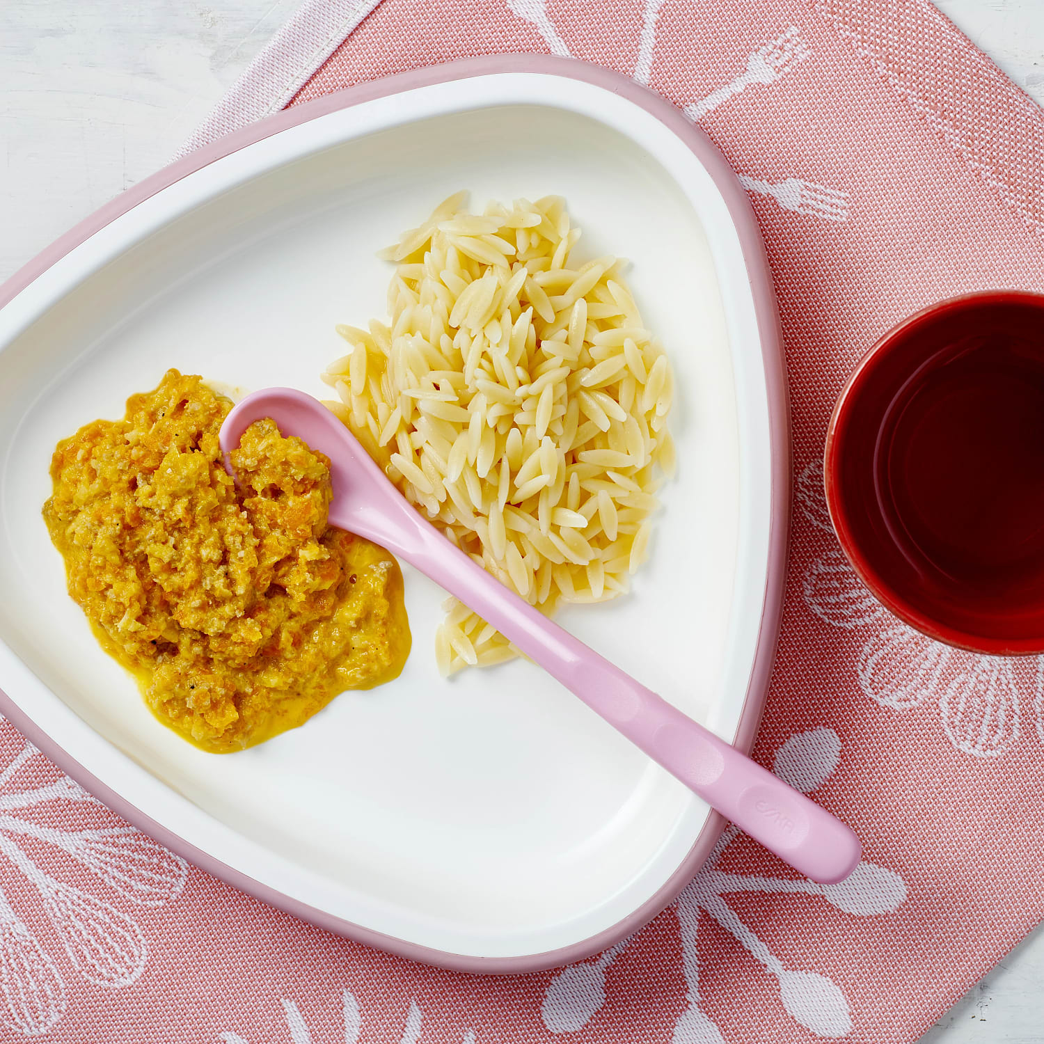 Blond köttfärssås med pasta