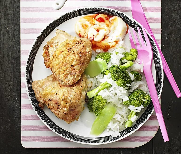 Broccoliris med ugnskyckling