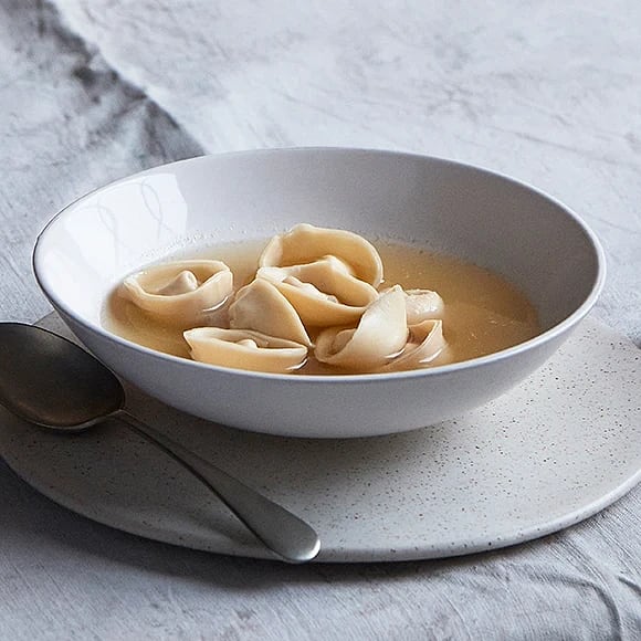 Cappelletti in brodo