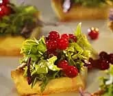 Cheddarpaj med vintersallad