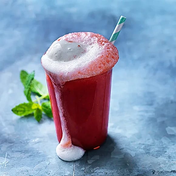 Citron- och jordgubbsfloat