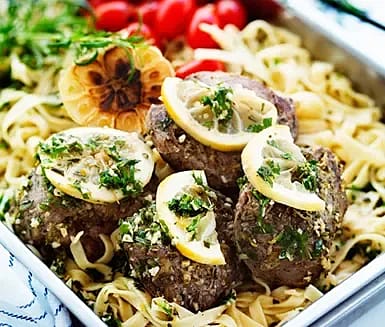Citron- och rosmarinlamm med tagliatelle