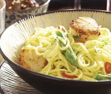 Citronlinguine med pilgrimsmusslor
