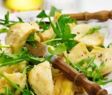 Citronmarinerade kronärtskockor med ruccola