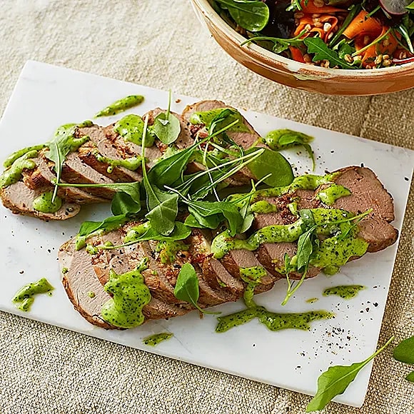 Citronstekt fläskfilé med grön caesardressing