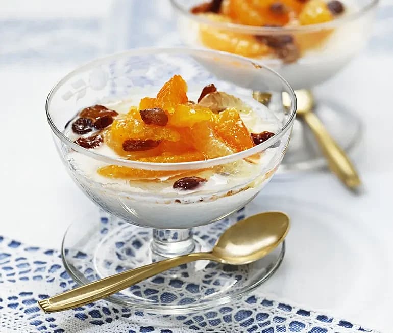 Citrus och russinkompott med kokospannacotta