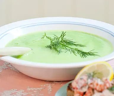 Creme ninon med dilldoftande kräfttoast