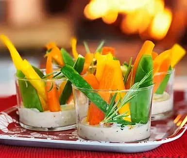 Cruditéer med apelsin- och rosmarindip