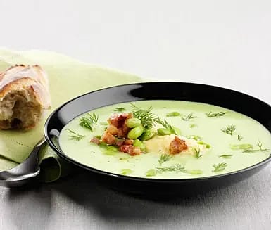 Dill- och bondbönssoppa med pepparrotscrème