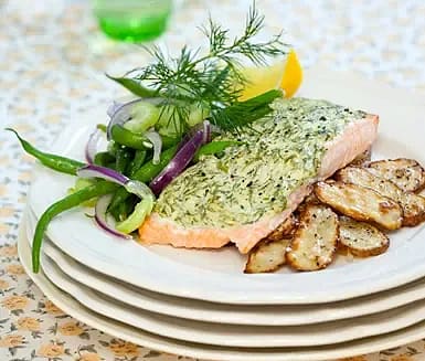 Dillbakad lax med kärlekspotatis och citrongrönt