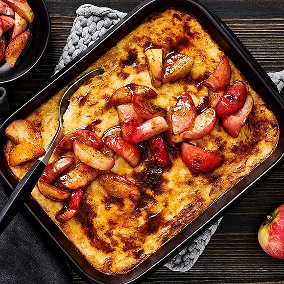 Enkel ostkaka med äpple och kanel
