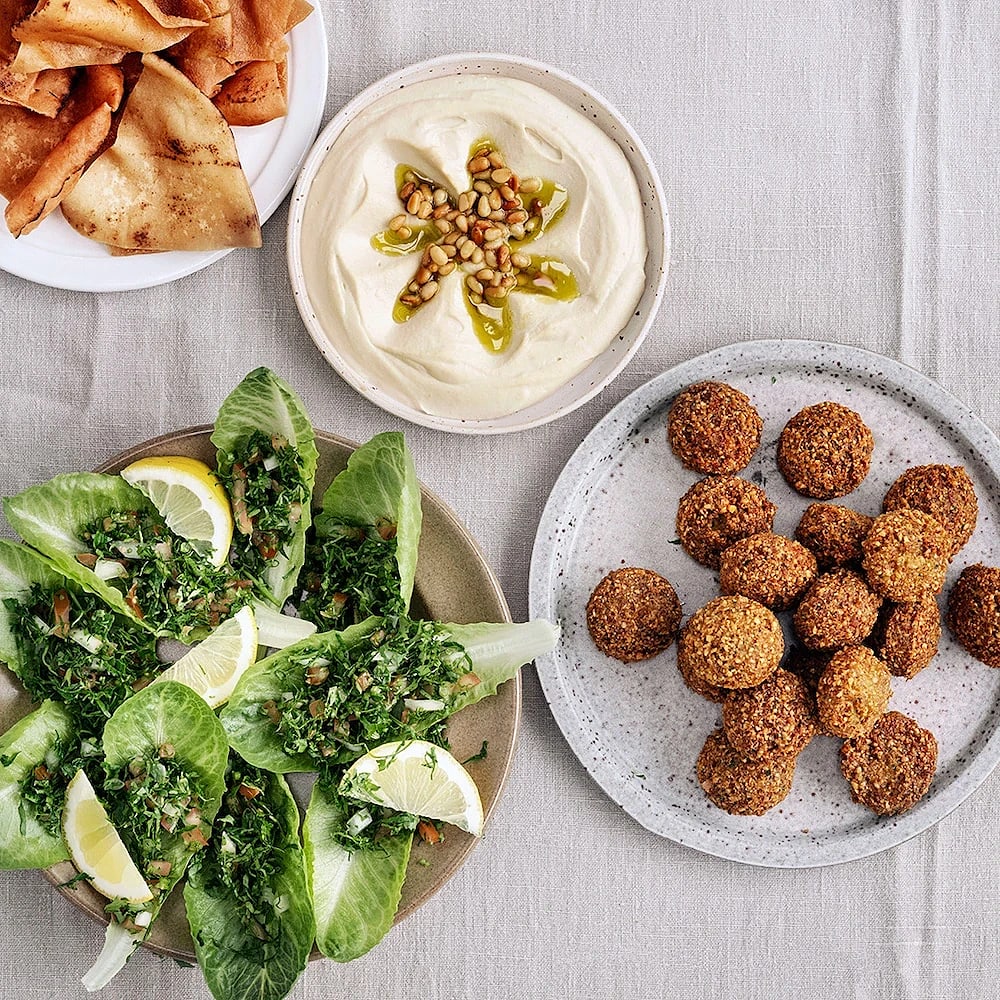 Falafel med tabbouleh och hummus