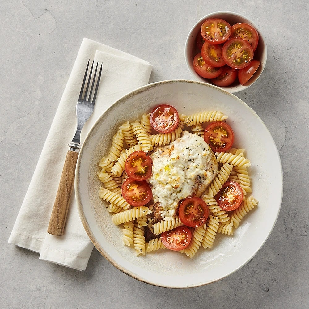 Fetaostgratinerad kyckling med pasta
