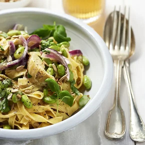 Fettuccine med basilika och citron