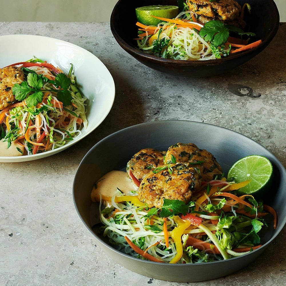 Fish cakes med glasnudelsallad