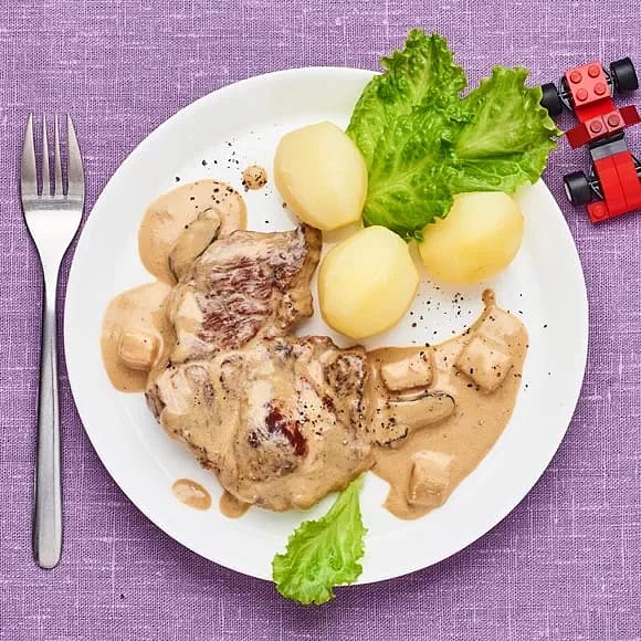 Fläskkarré med plommongräddsås
