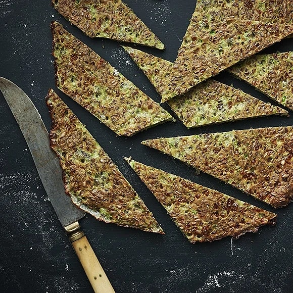 Flatbread på gröna ärtor
