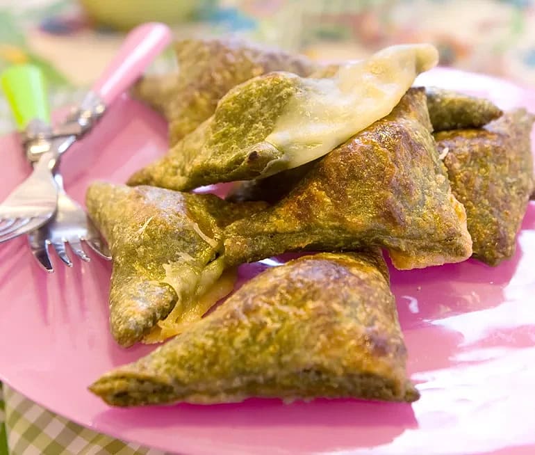 Fyllda kuvertbröd med Emmenthalerost