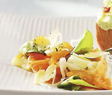Gravlax med fänkålssallad, löjrom och ost