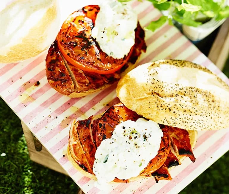 Grillad BBQ-kyckling med tzatziki