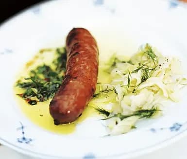 Grillad korv med citrusmarinerad fänkål