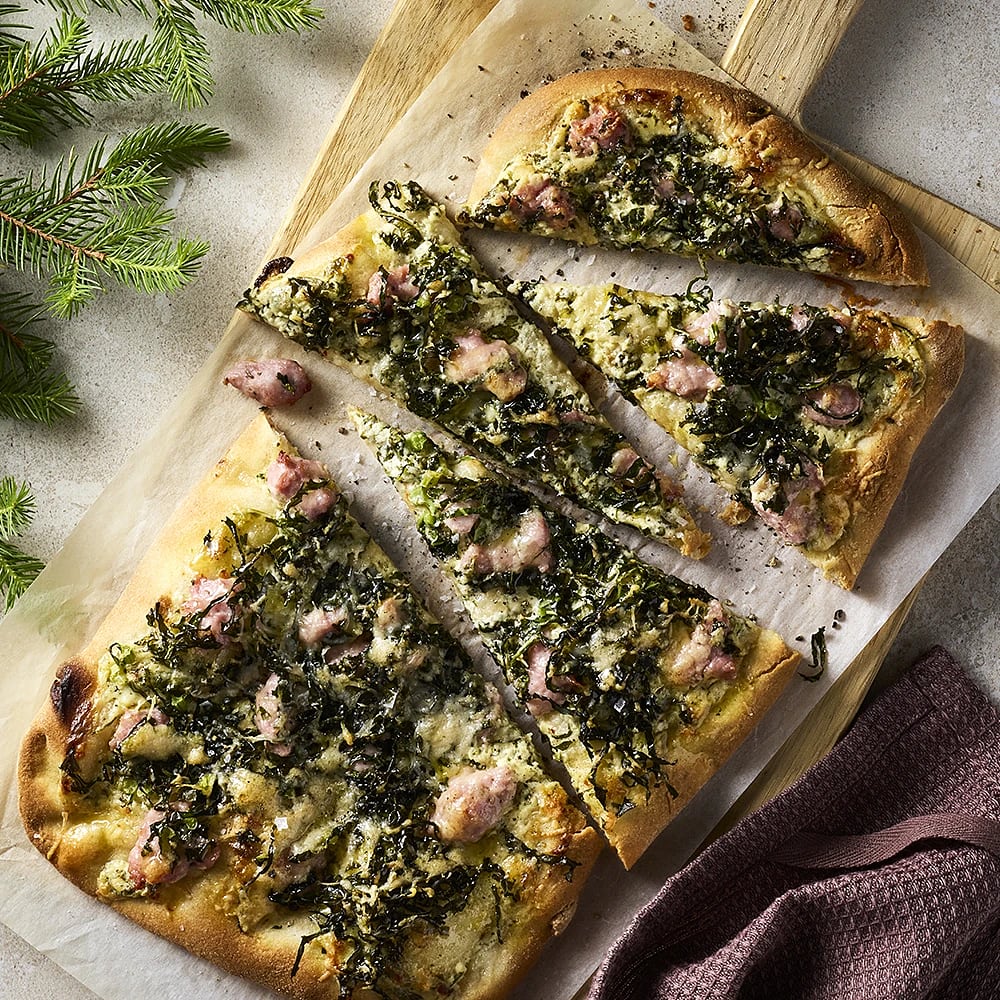 Grönkål och salsicciapinsa med parmesan