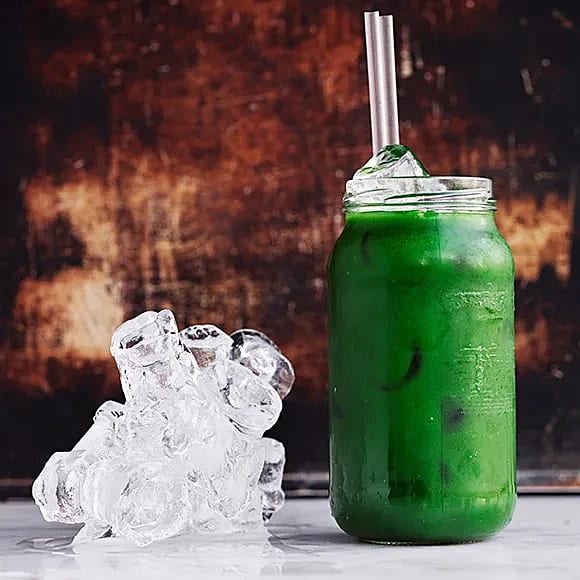 Grönsaksdrink med spenat och grönkål