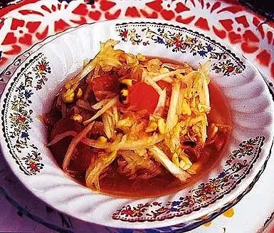 Gurk-/papayasallad (Som Tam)