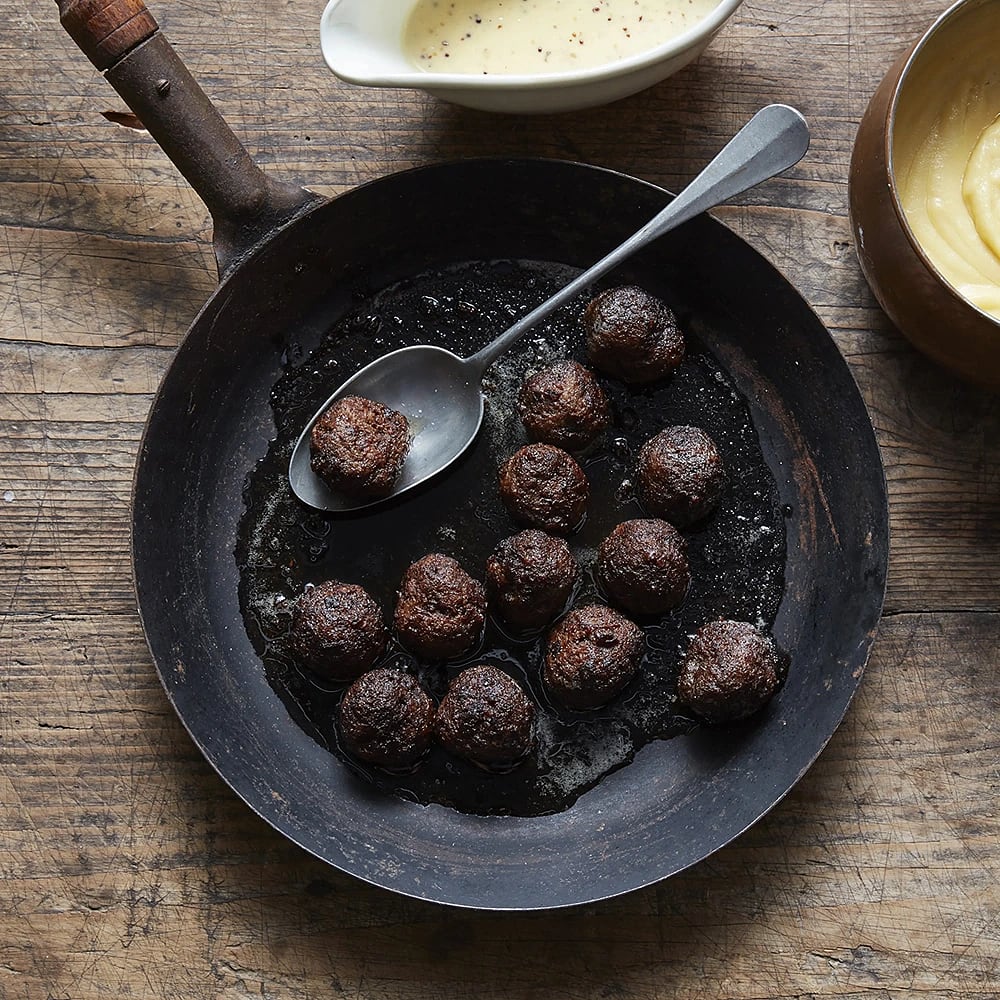 Hjortköttbullar i gräddsås