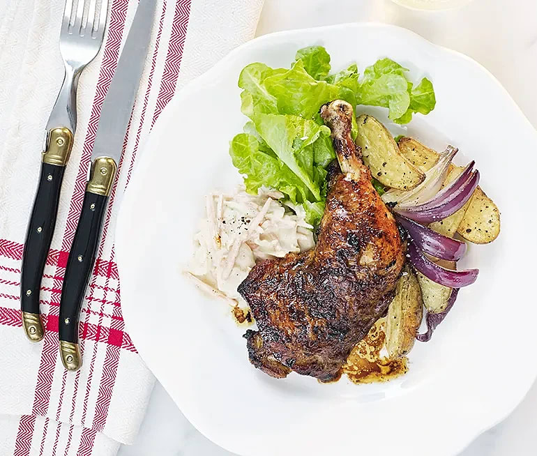 Honungsrostad majskyckling med coleslaw