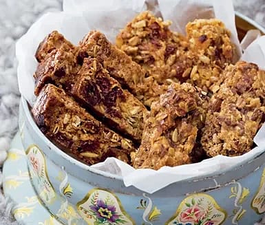 Jordnötskakor med marshmallows, kokos och banan