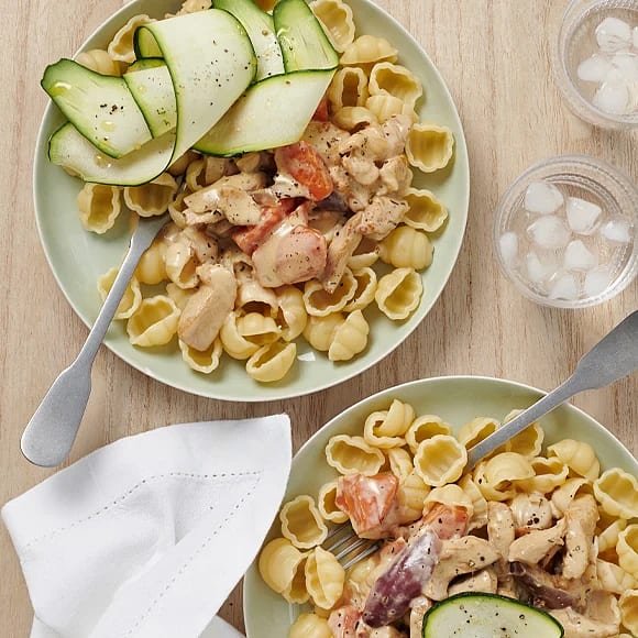 Kalkon i citronsås med zucchinisallad
