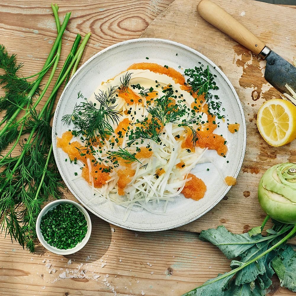 Kålrabbi med smetana och sikrom