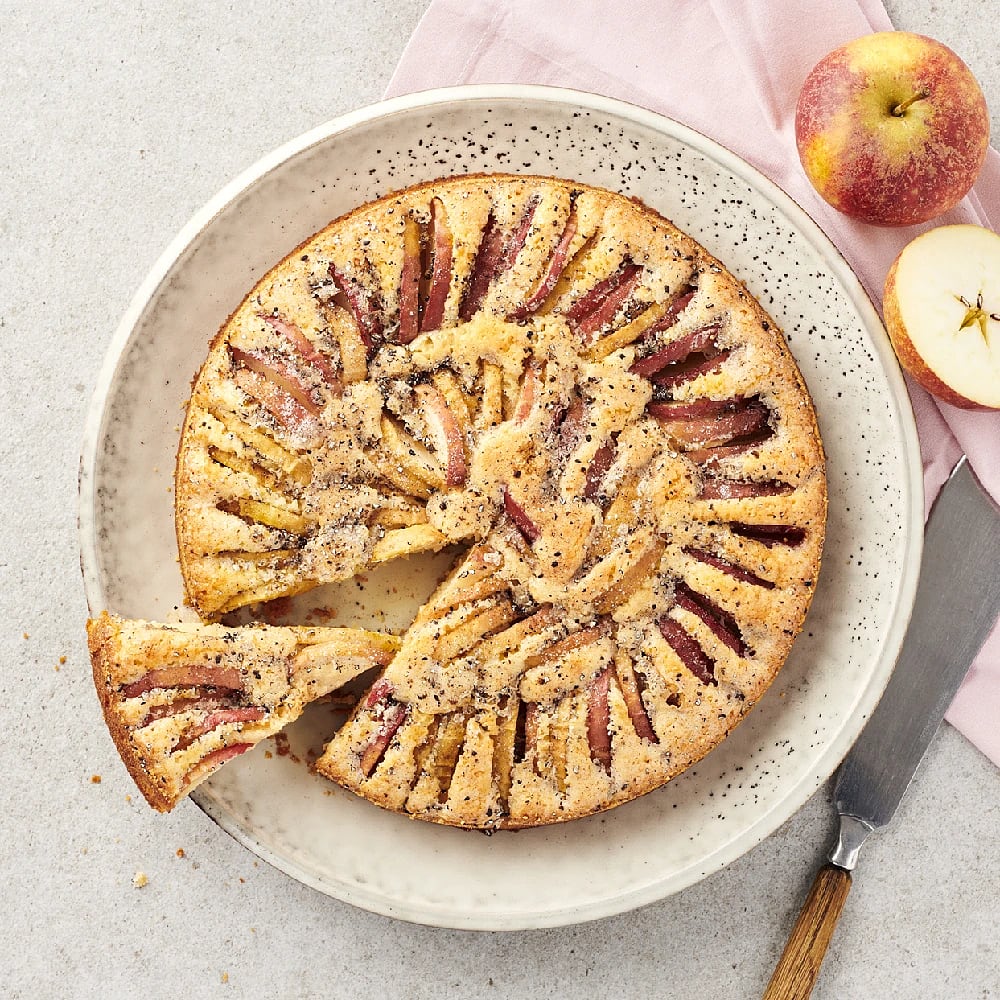 Kardemummakaka med äpple och citron