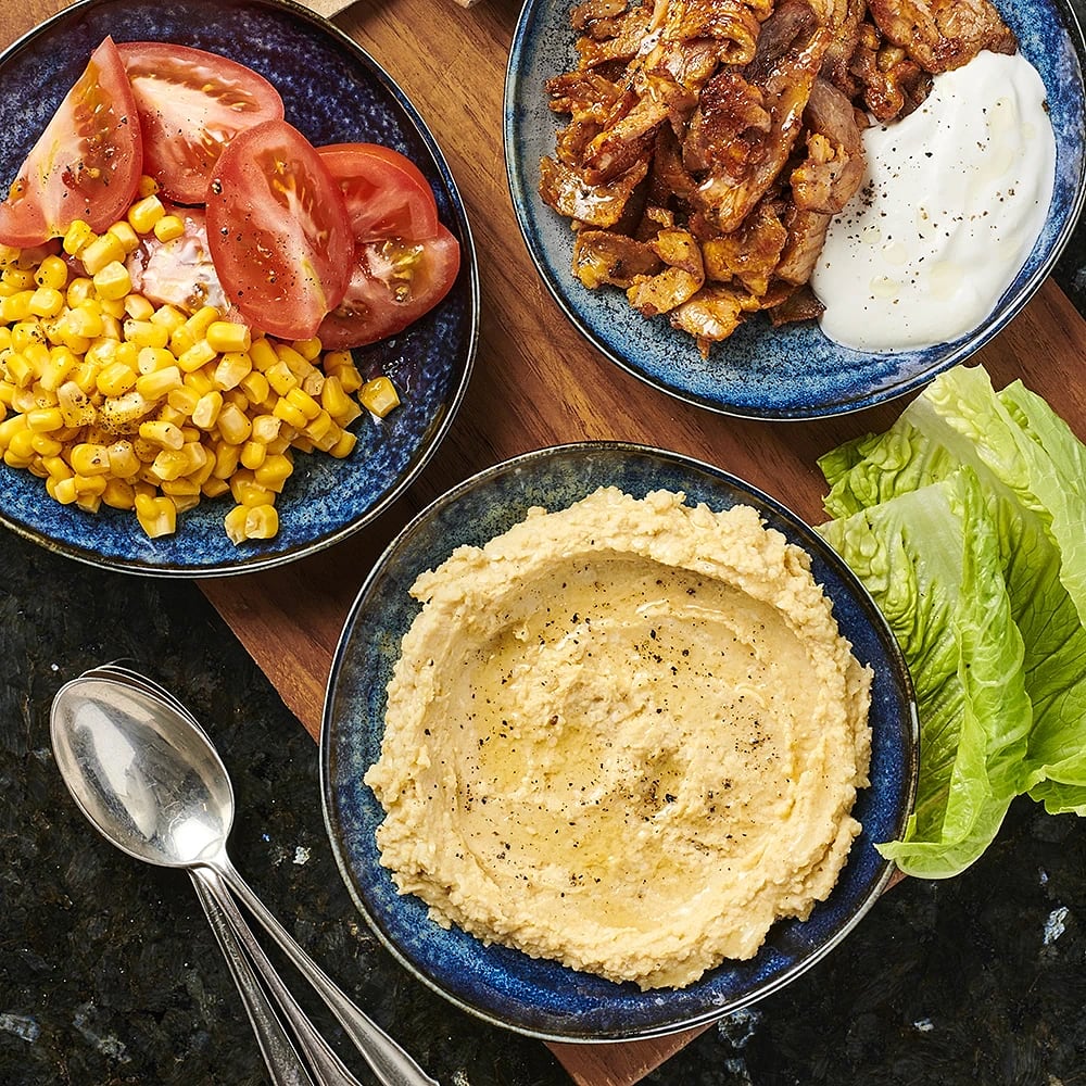 Kebab i libabröd med enkel hummus