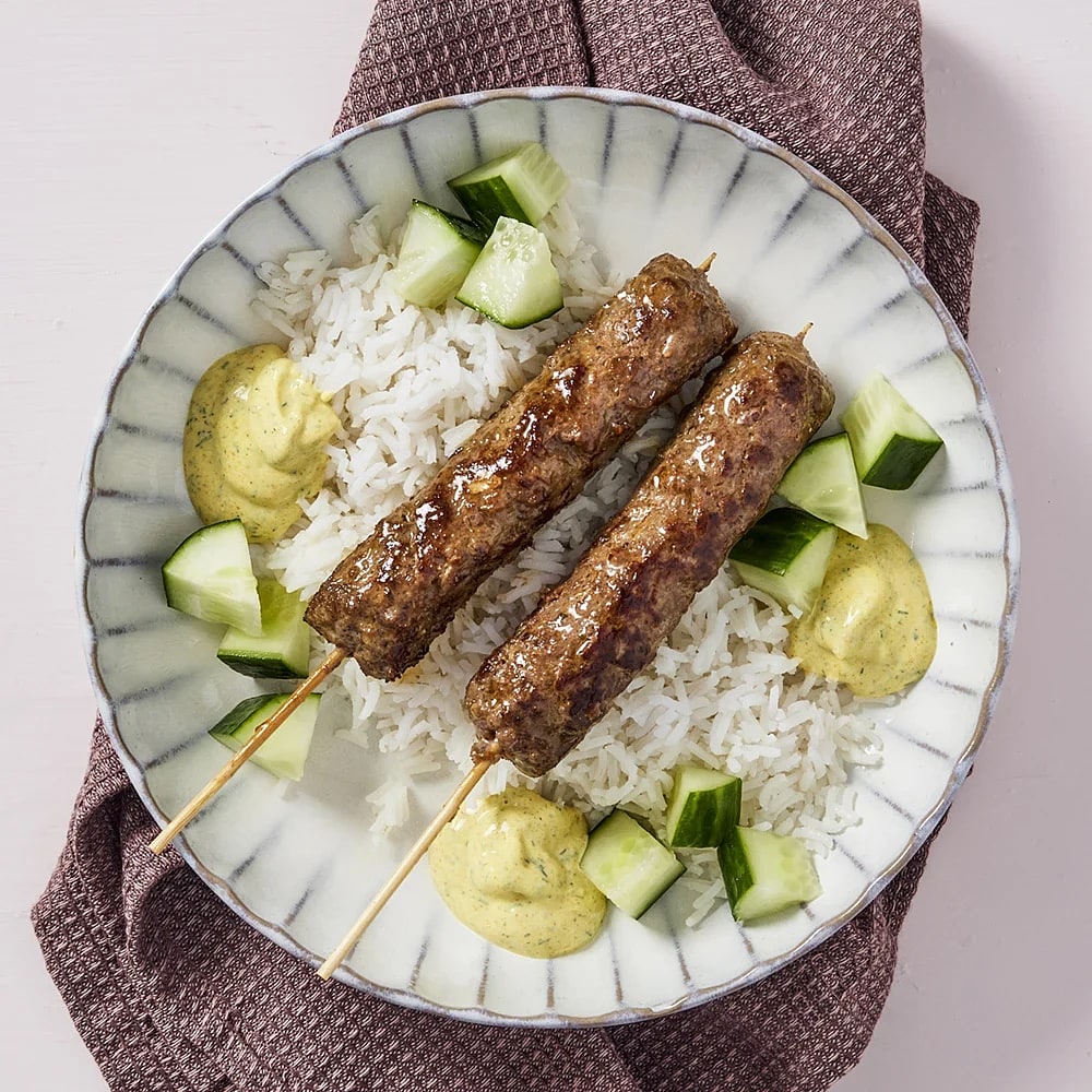 Kebabspett med dillyoghurt