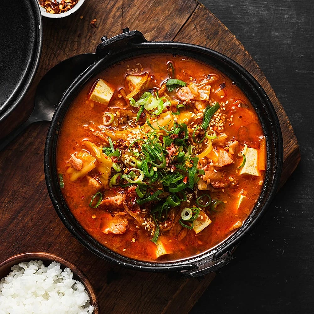 Kimchi jjigae – Koreansk kimchigryta