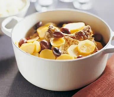Kotlettgryta med potatis och apelsin