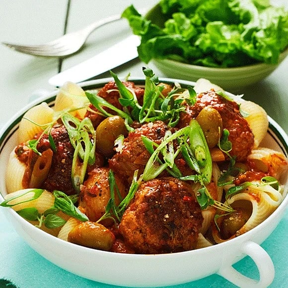 Köttbullar med tomat och timjan