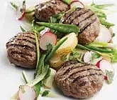 Köttfärspuckar med varm potatissallad