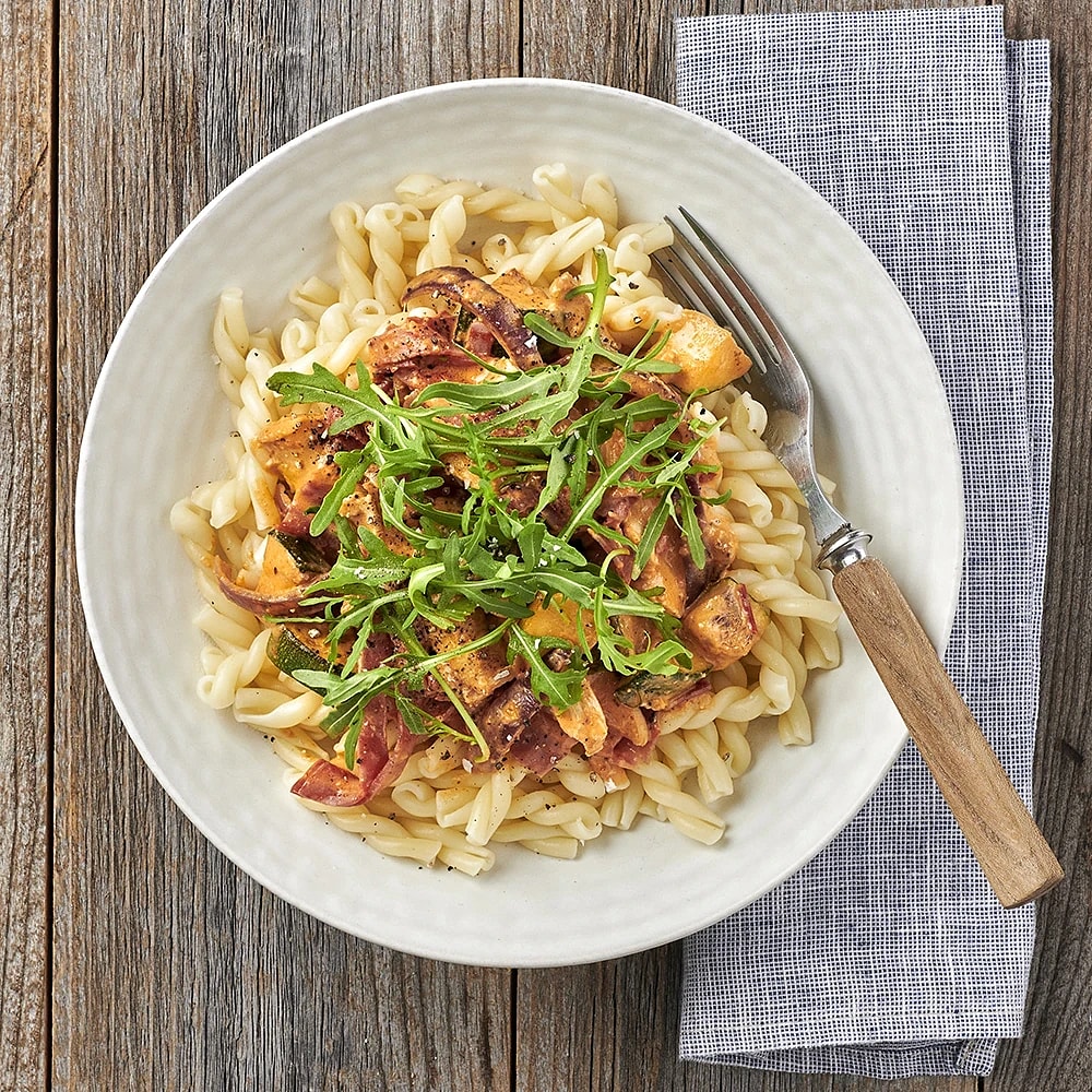 Krämig kycklingpasta med zucchini