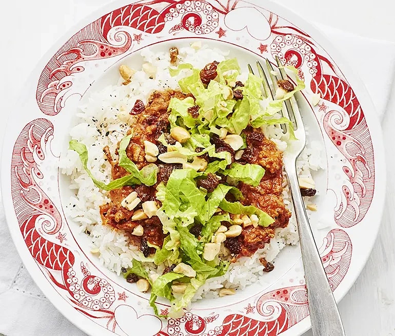 Kryddig köttfärssås med nötter