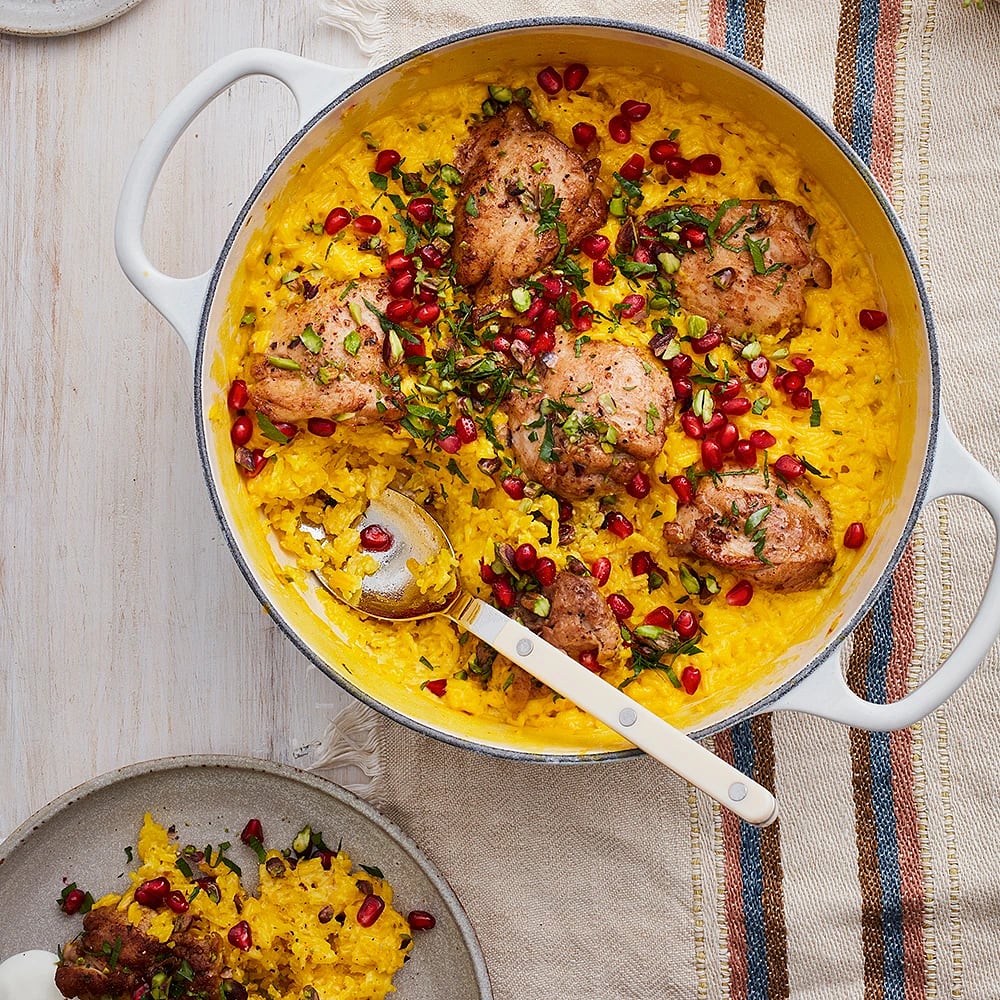 Kyckling med kokos- och saffransris och granatäpple