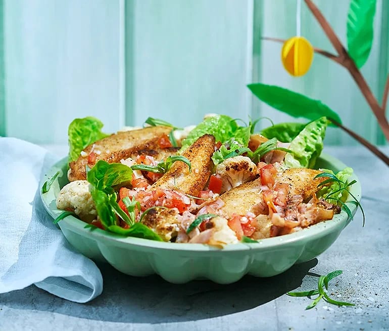 Kycklinginnerfilé med blomkål och kycklingbacon