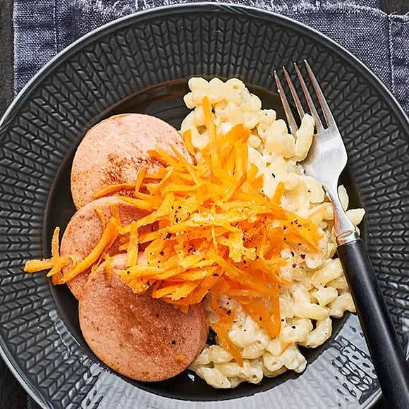 Kycklingkorv med stuvade makaroner
